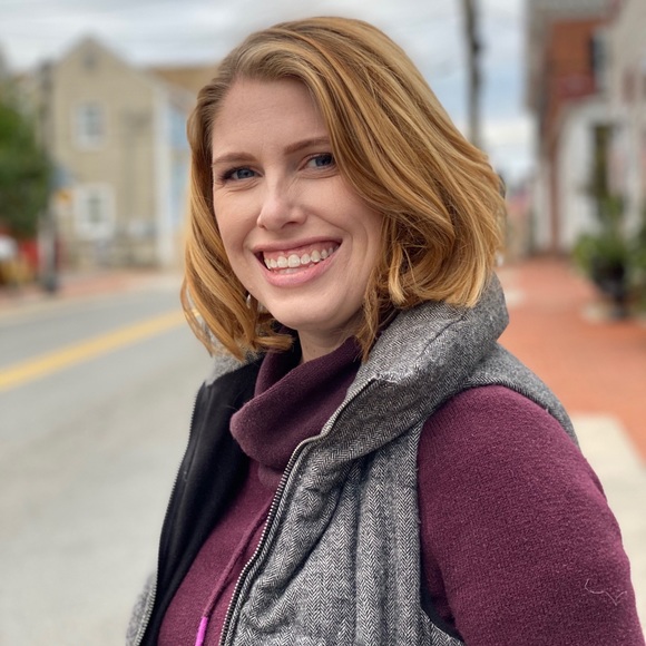 Meet your Posher, Kelsey - Picture 1 of 1